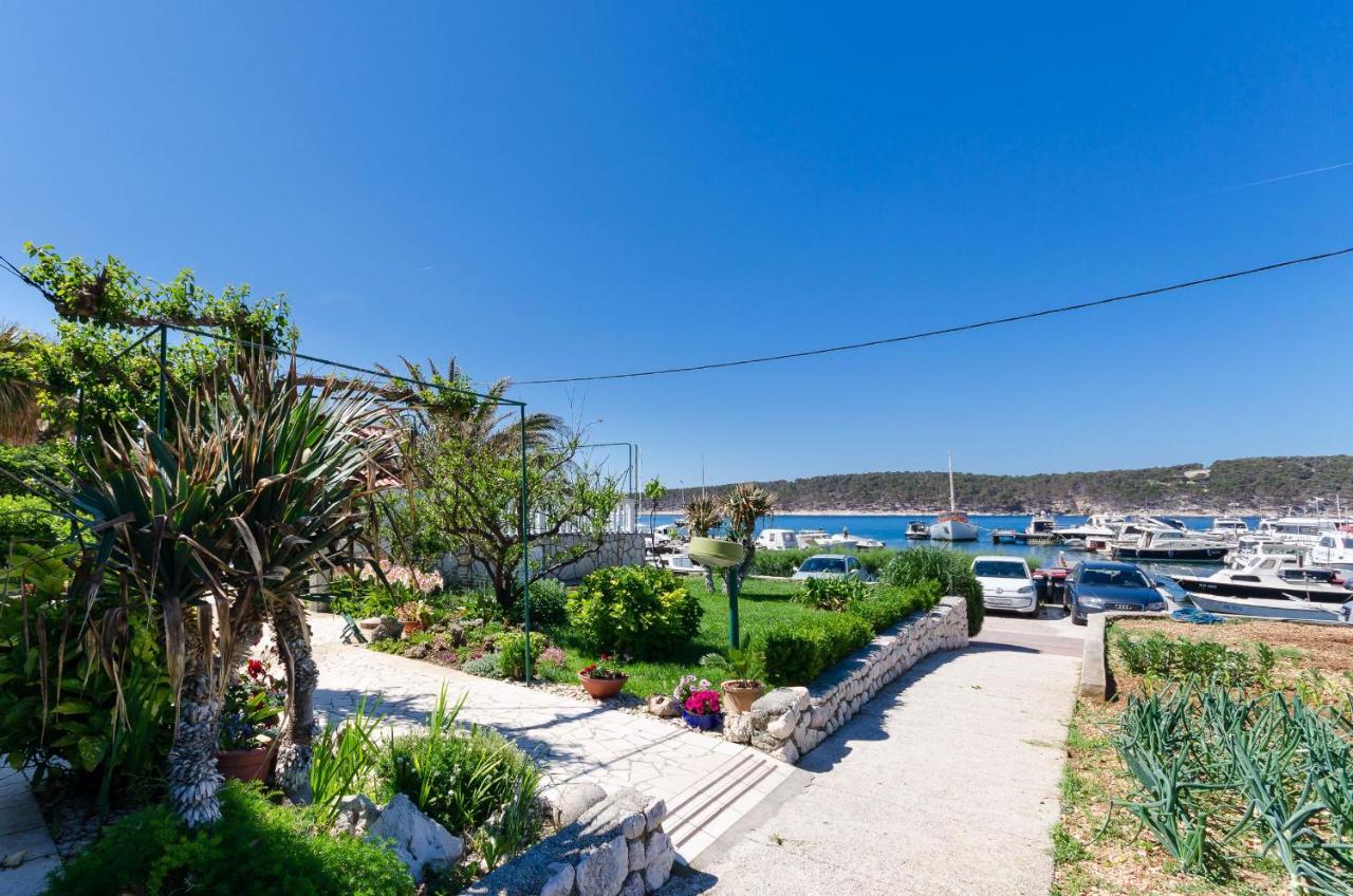 Apartments Near The Sea Barbat Barbat na Rabu Экстерьер фото