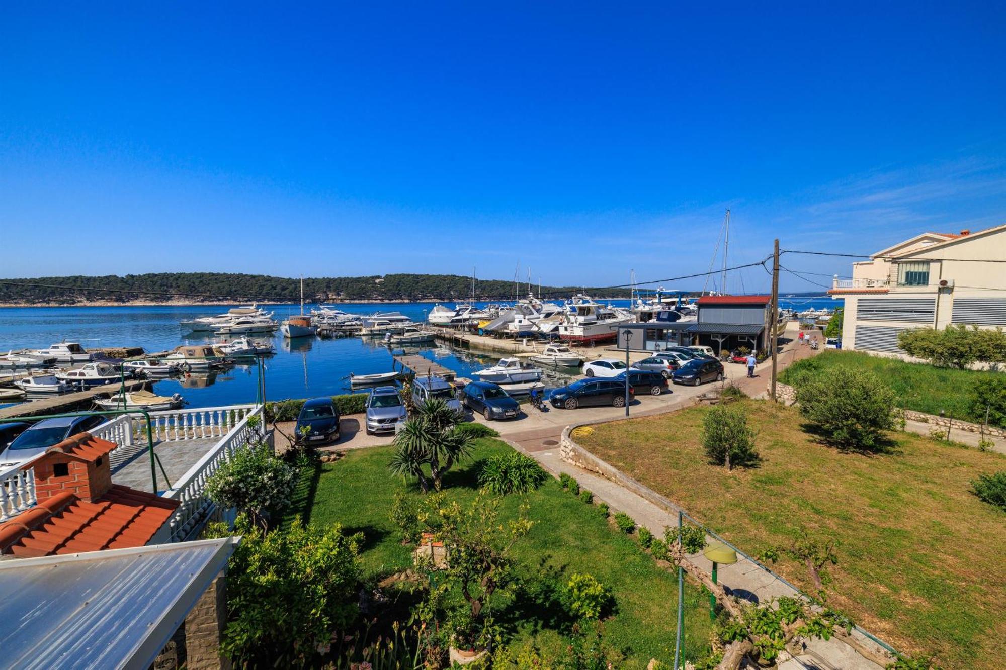 Apartments Near The Sea Barbat Barbat na Rabu Экстерьер фото